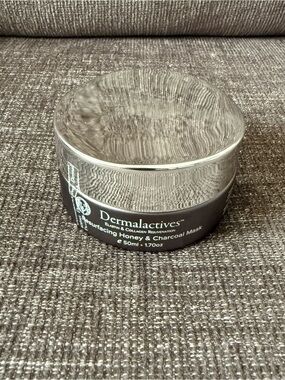 BRAND NEW & SEALED Dermalactives Resurfacing Honey & Charcoal Mask